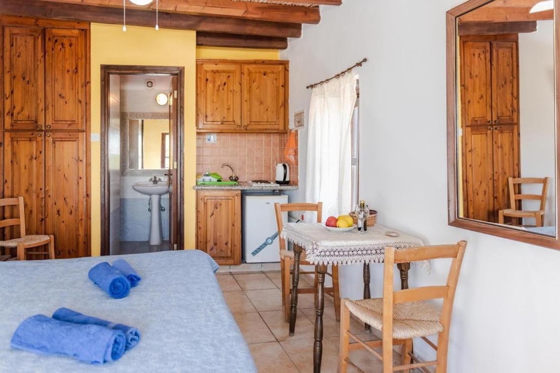 קאטהיקאס Loxandra Inn מראה חיצוני תמונה