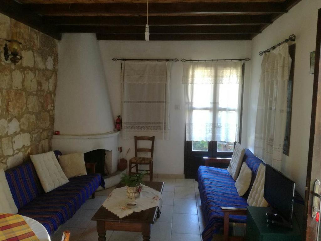קאטהיקאס Loxandra Inn מראה חיצוני תמונה